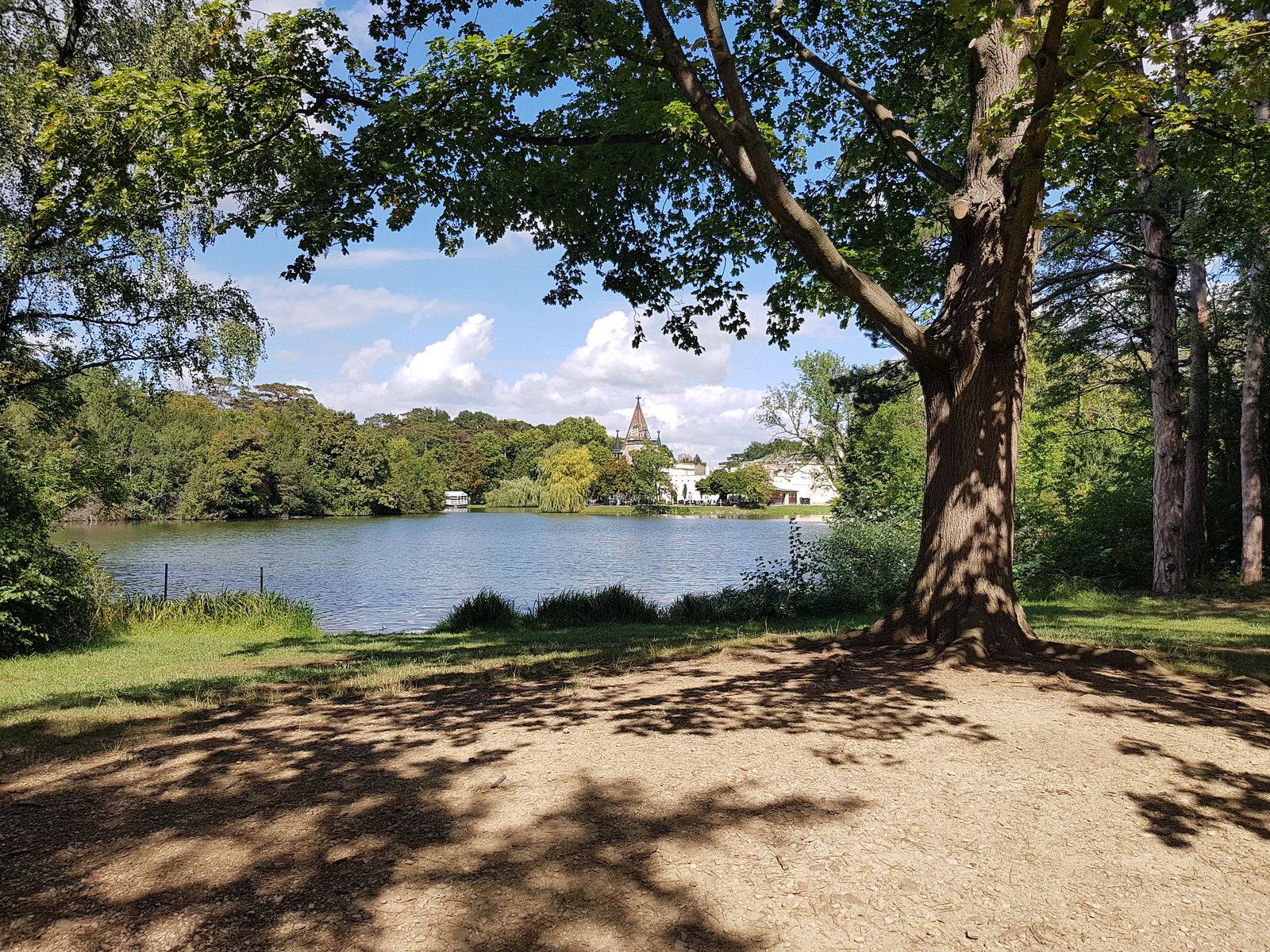 Schlosspark_Laxenburg_20220912_124551.jpg