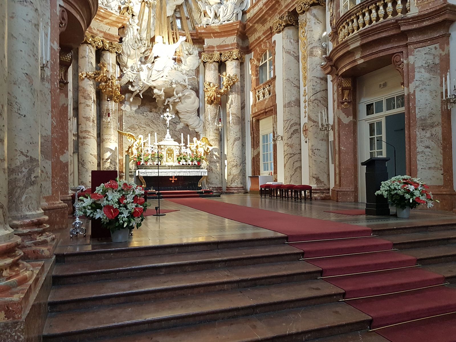 Wien_Karlskirche_20220914_125442.jpg