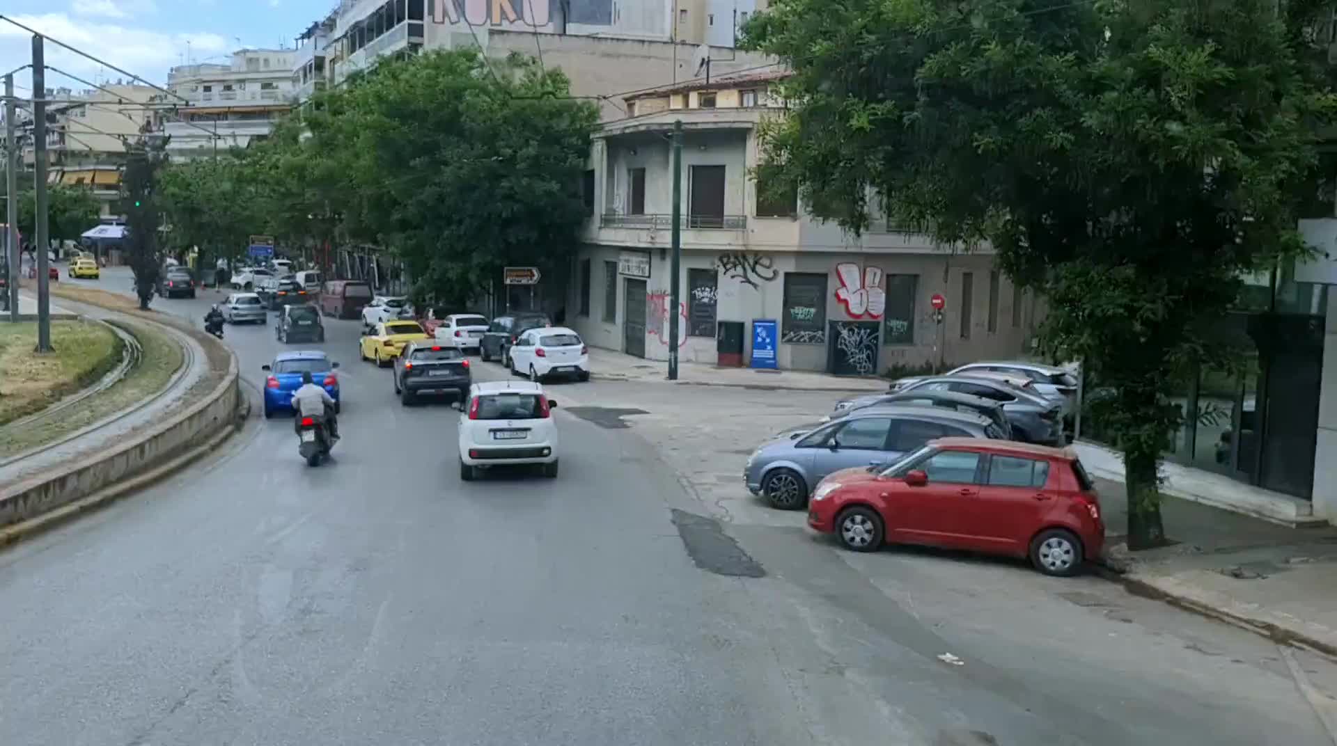 stadtrundfahrt-athen_011.mp4
